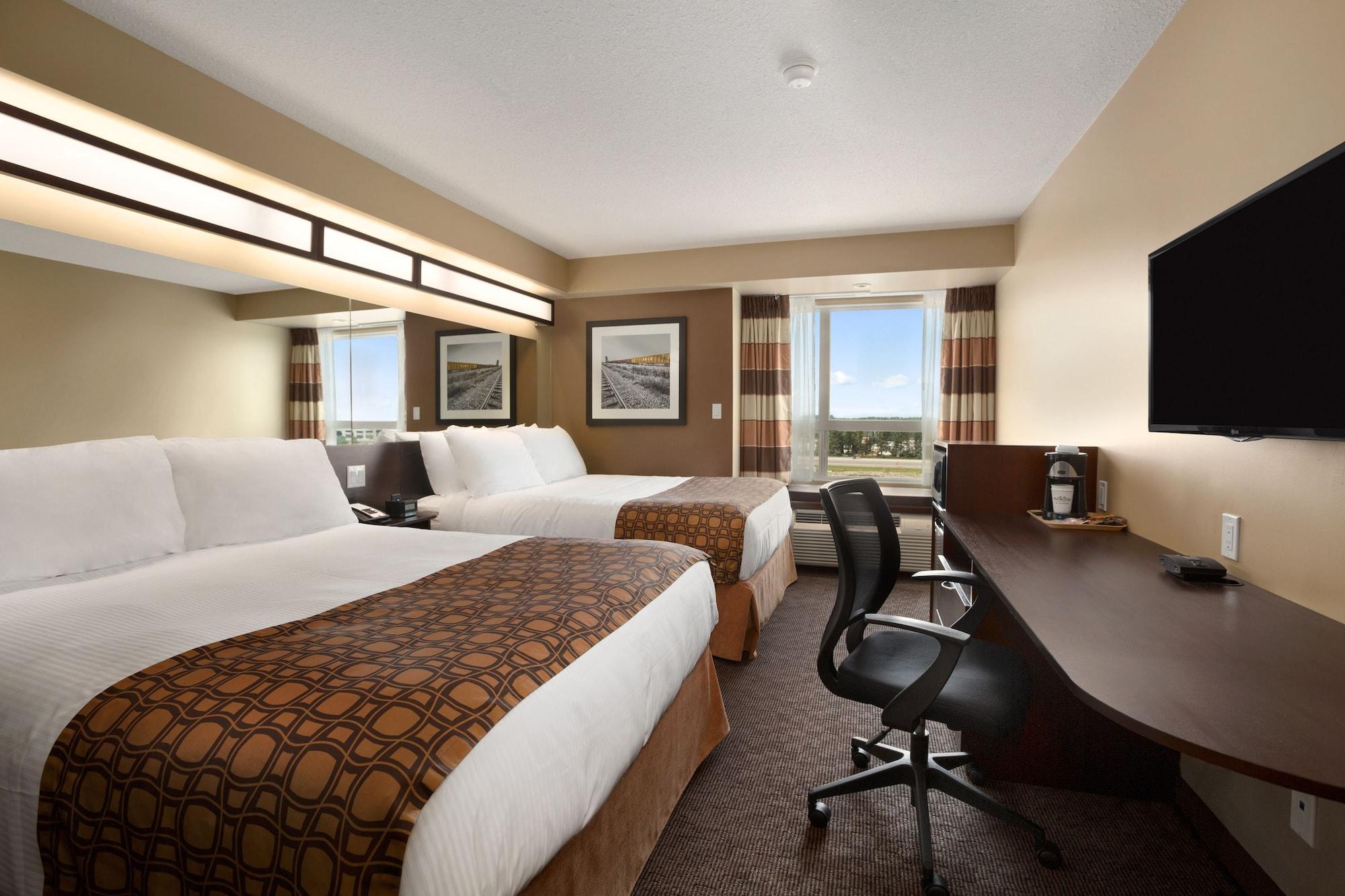 Microtel Inn & Suites By Wyndham Whitecourt Kültér fotó