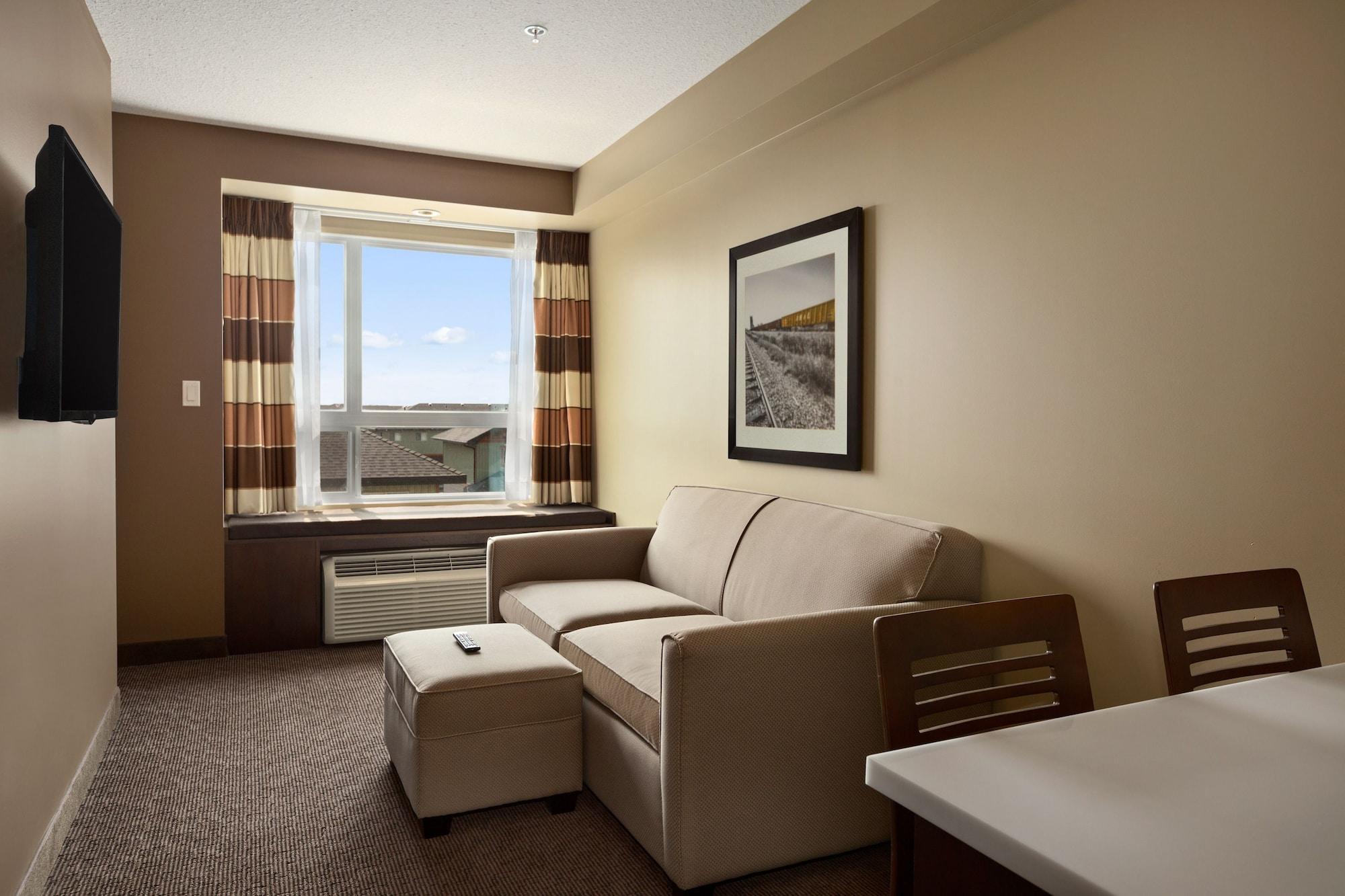Microtel Inn & Suites By Wyndham Whitecourt Kültér fotó