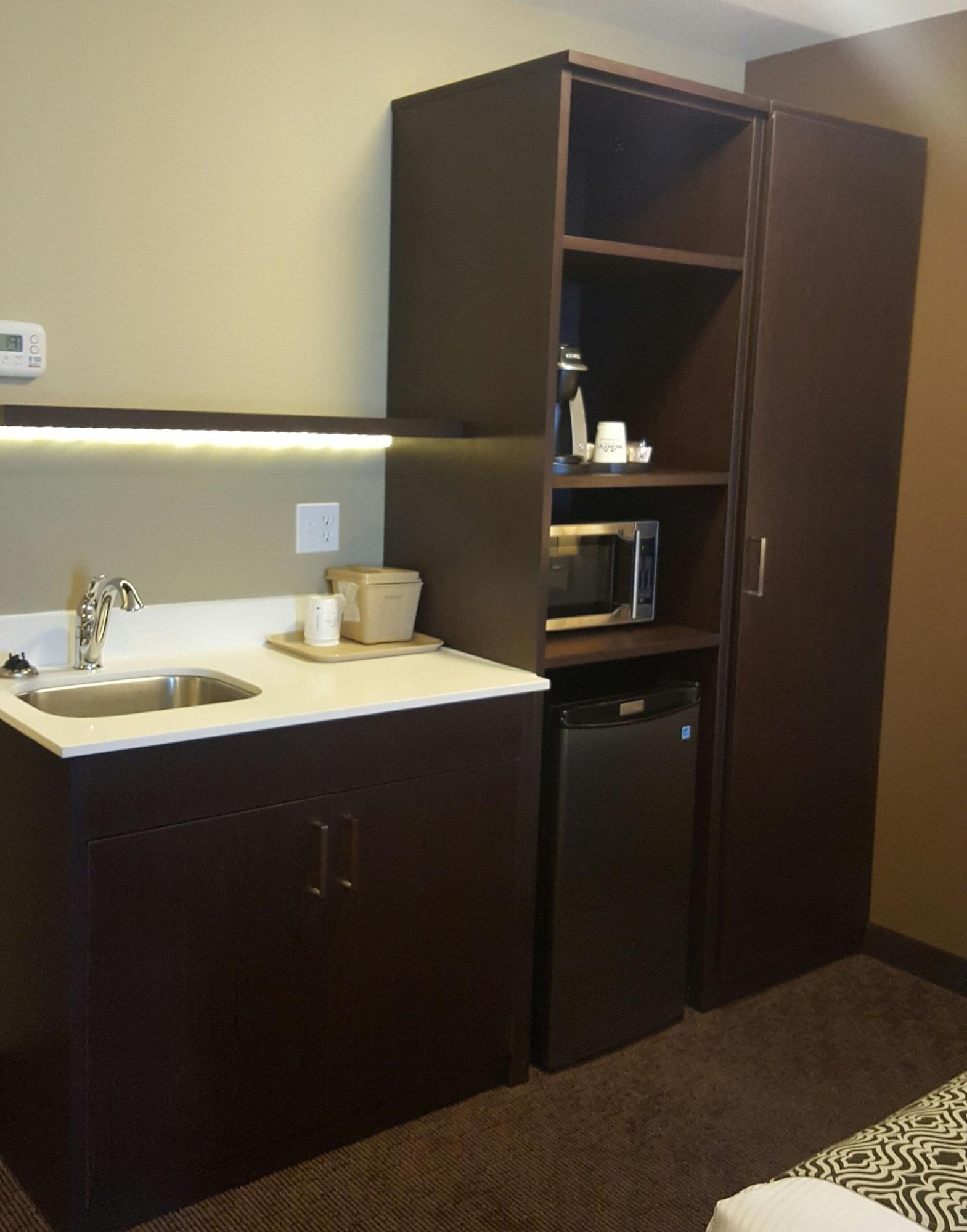 Microtel Inn & Suites By Wyndham Whitecourt Kültér fotó